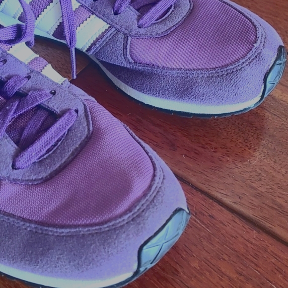 Adidas purple runners - Picture 2 of 12